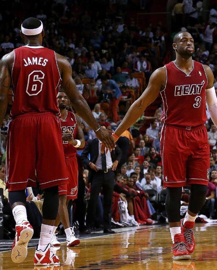 足前两轮积 足前两轮积